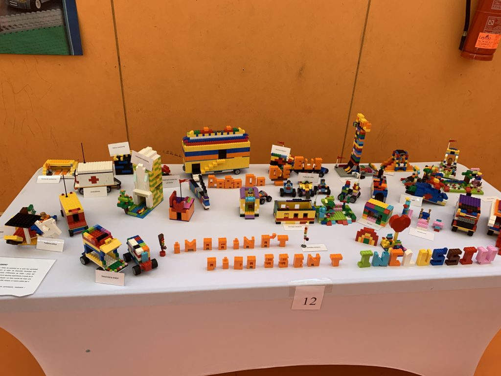 Mesa 12 Lego TALLERES AYUNTAMIENTO PICASSENT

 Valbrick exposición Picassent 2021