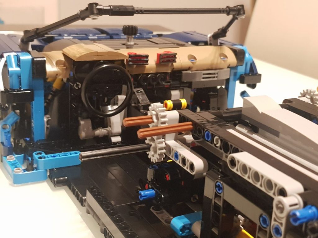 LEGO TECHNIC AUDI R8 SPYDER interior y salpicadero