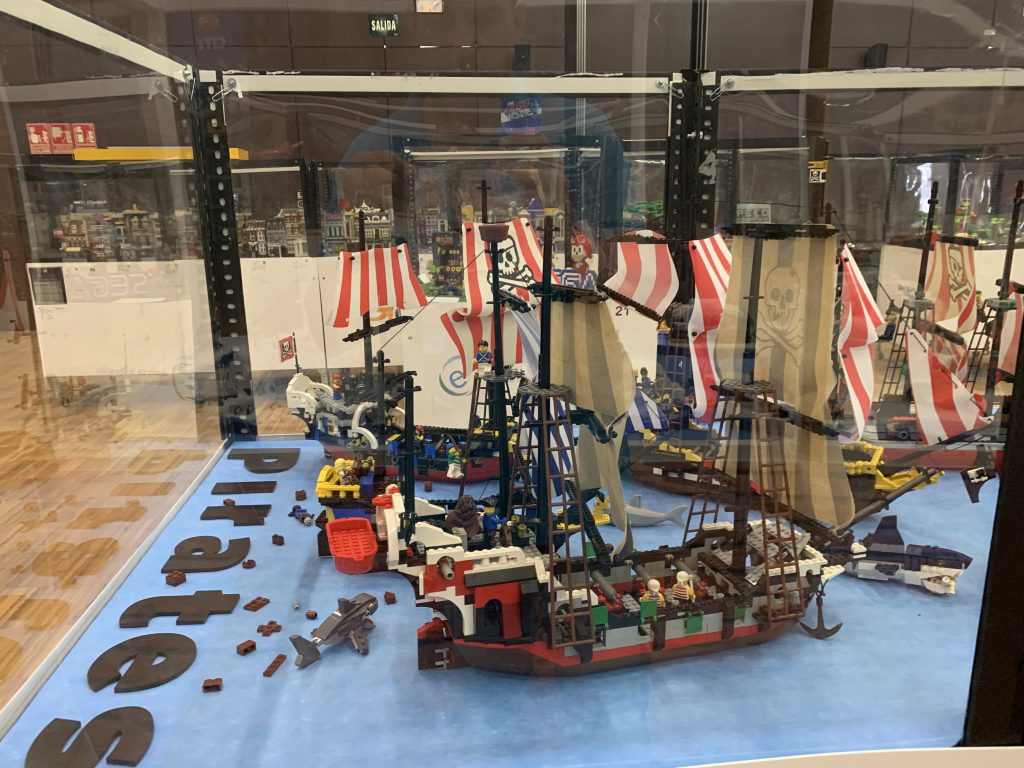 Barcos Piratas Lego by  Leo