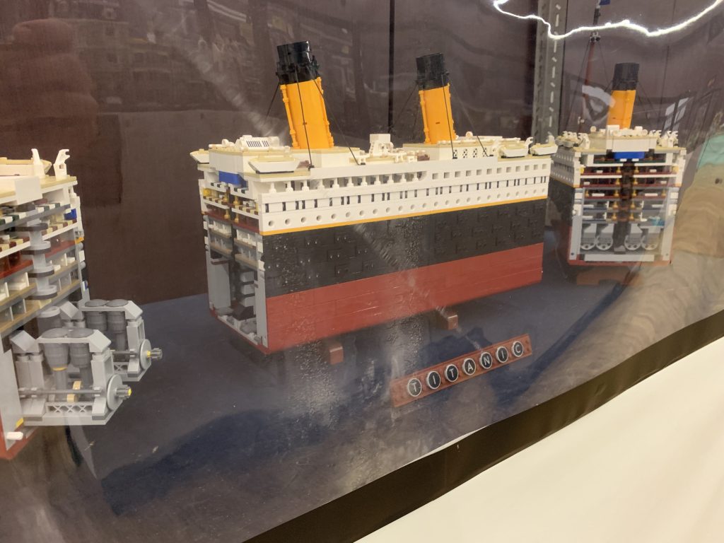 Un modelo descomunal. Con una longitud de más de 135 cm, el Titanic 10294  es hasta este año 2021, el set LEGO® más grande jamás creado 